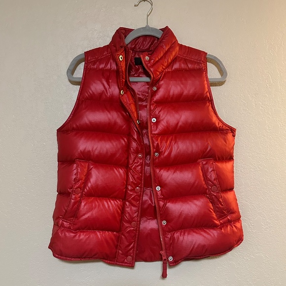 J. Crew - Red Puffer Vest | Size Small - Picture 4 of 4